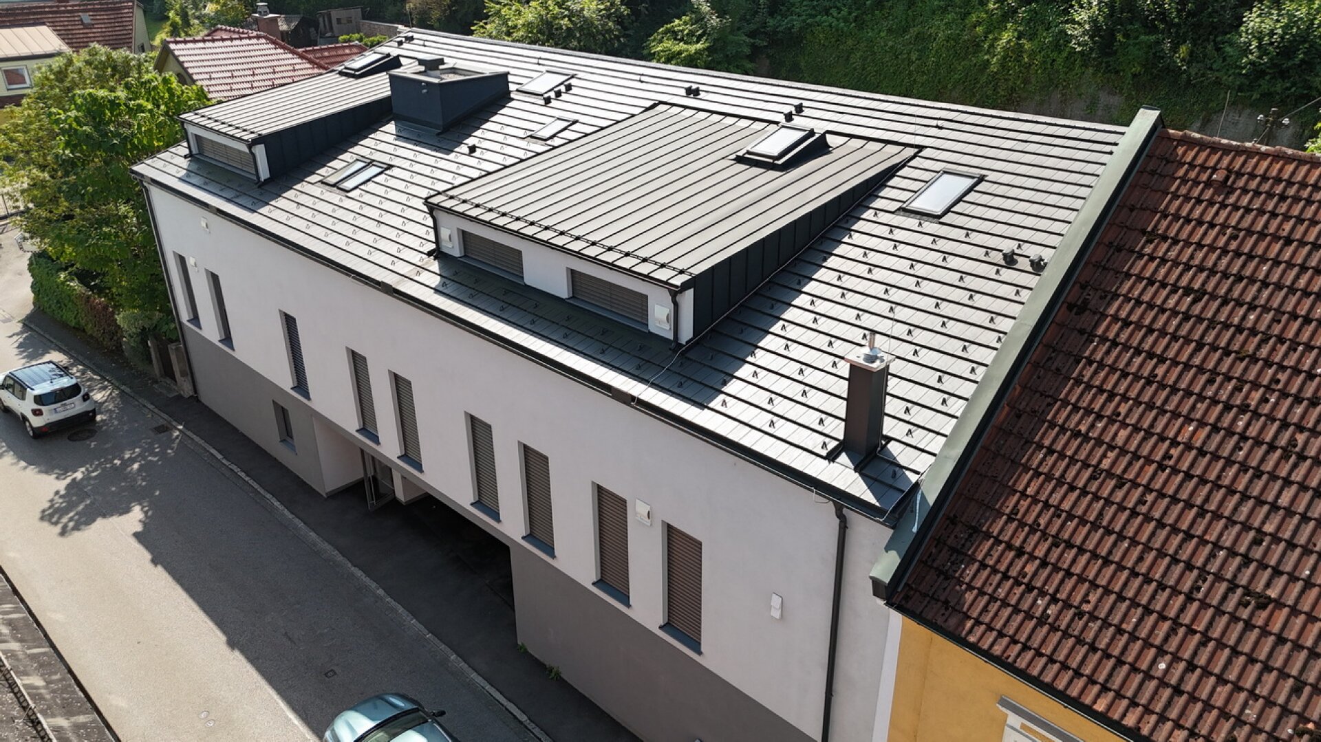 NEUE große Wohnung mit 3 SZ und 2 TG-Stellplätzen in Thalheim - Nähe 4600 Wels