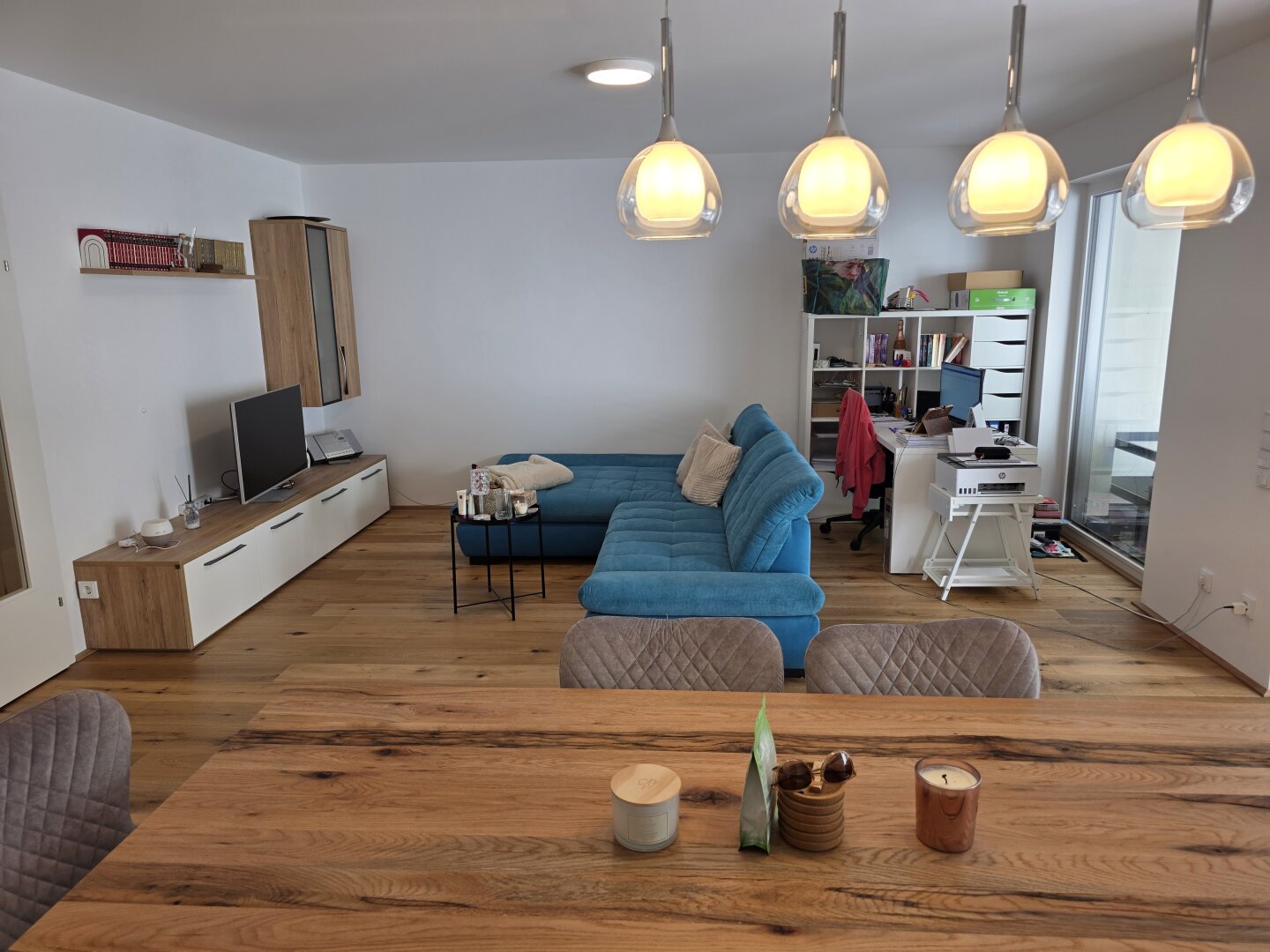 NEUE große Wohnung mit 3 SZ und 2 TG-Stellplätzen in Thalheim - Nähe 4600 Wels