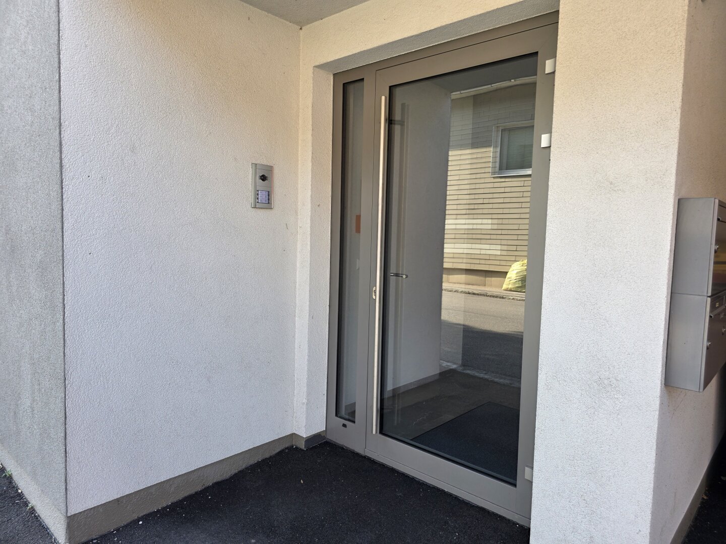 NEUE barrierefreie 2-Zi-Wohnung im Zentrum von Thalheim, Nähe 4600 Wels!