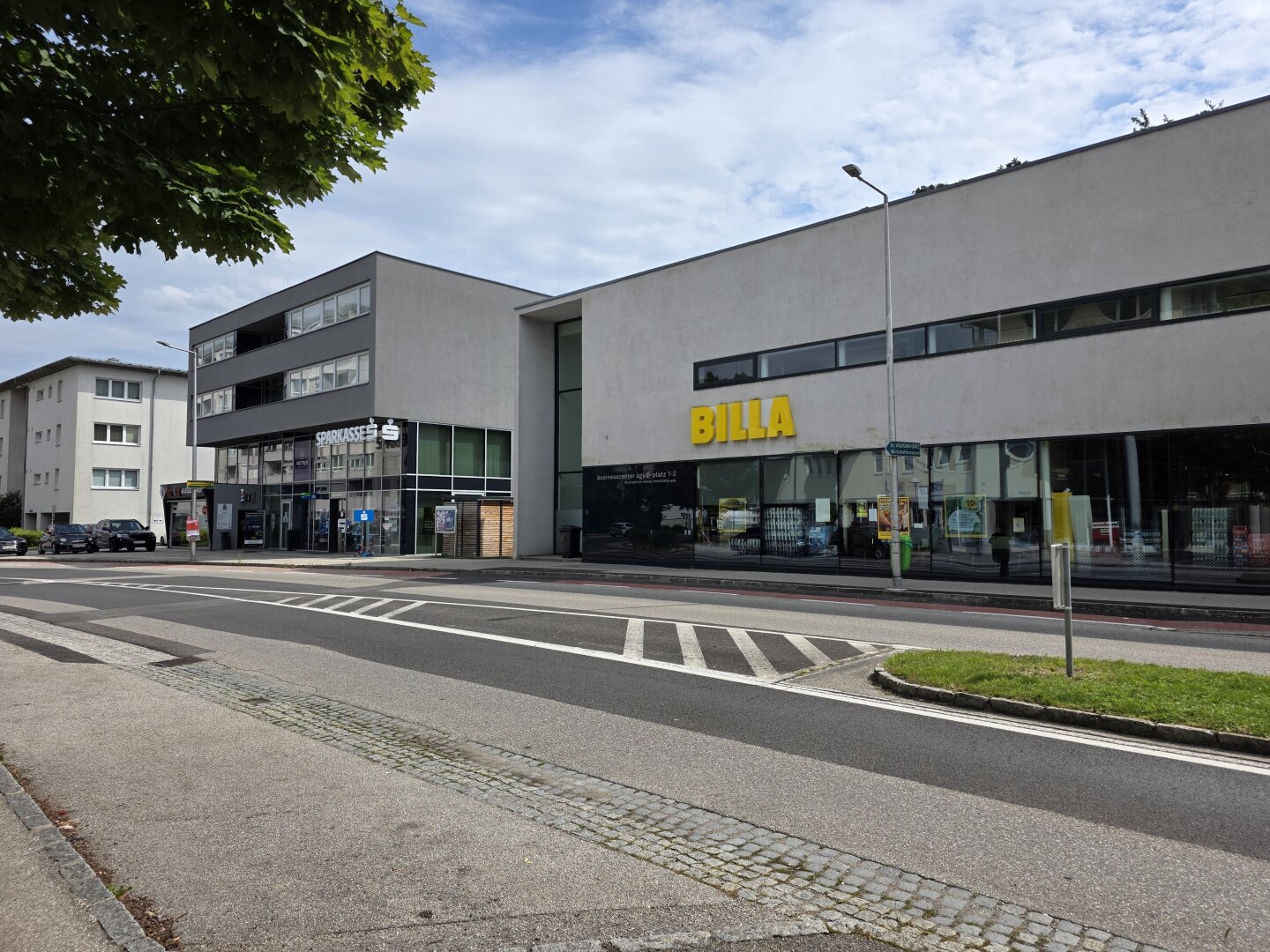 NEUE barrierefreie 2-Zi-Wohnung im Zentrum von Thalheim, Nähe 4600 Wels!