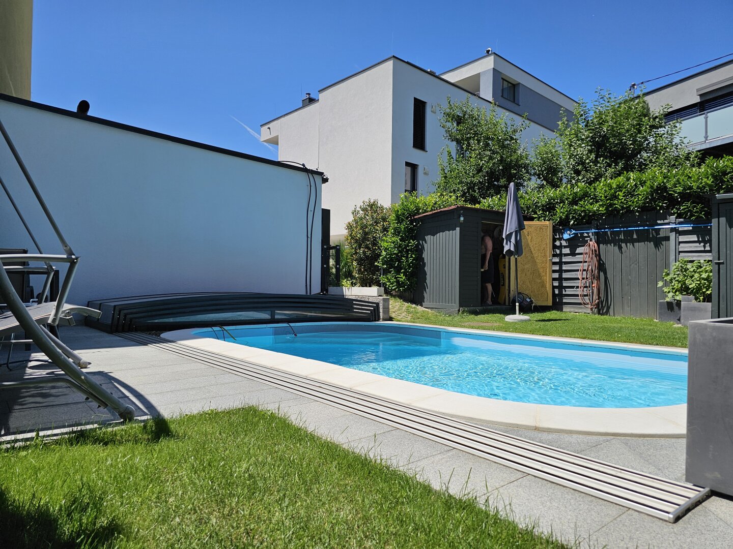 Pool im Allgemeinbereich/Garten
