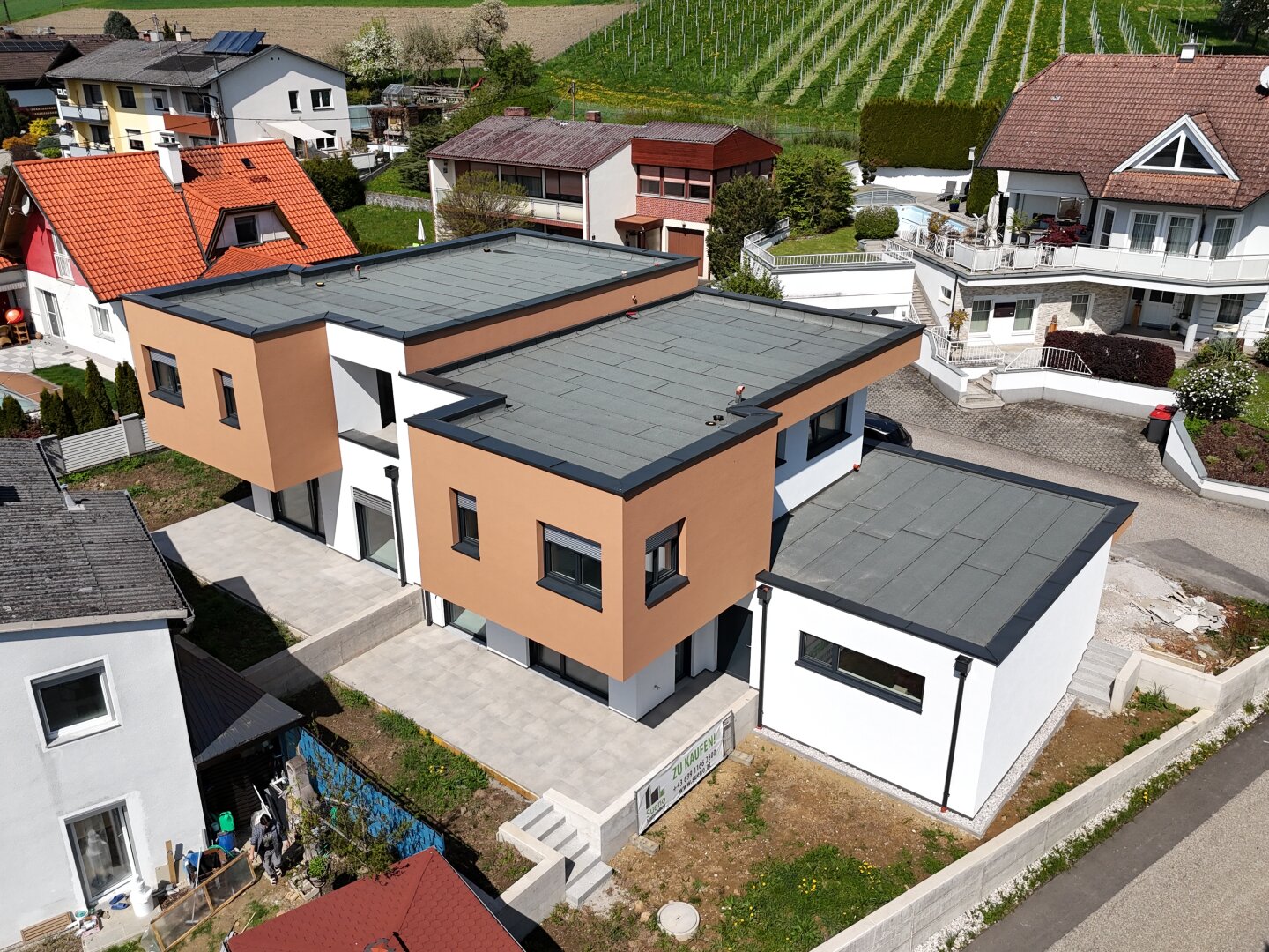 TRAUM-Doppelhaus mit Doppelgarage im Zentrum von Bad Schallerbach