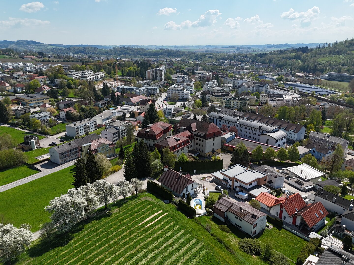 TRAUM-Doppelhaus mit Doppelgarage im Zentrum von Bad Schallerbach