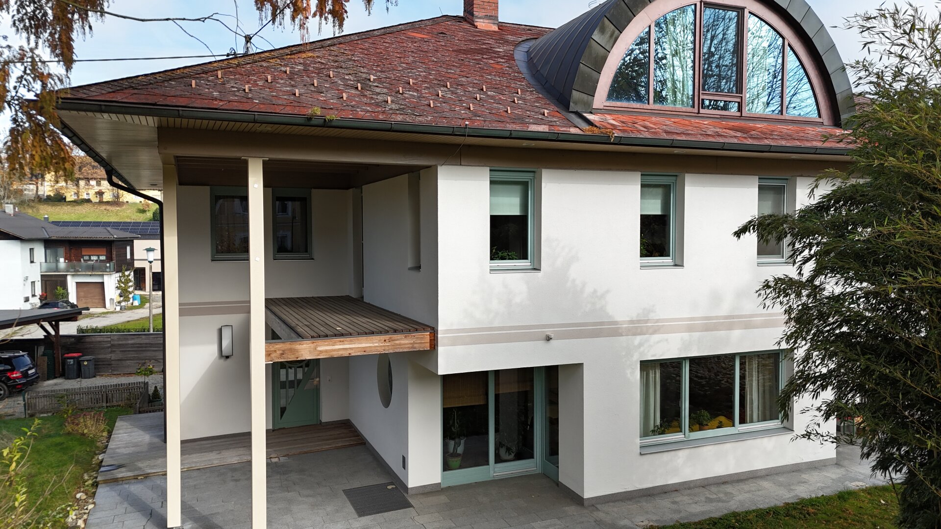 TRAUM-Garten mit Schwimmteich - großes Haus mit 3 Etagen (KG/EG/OG)