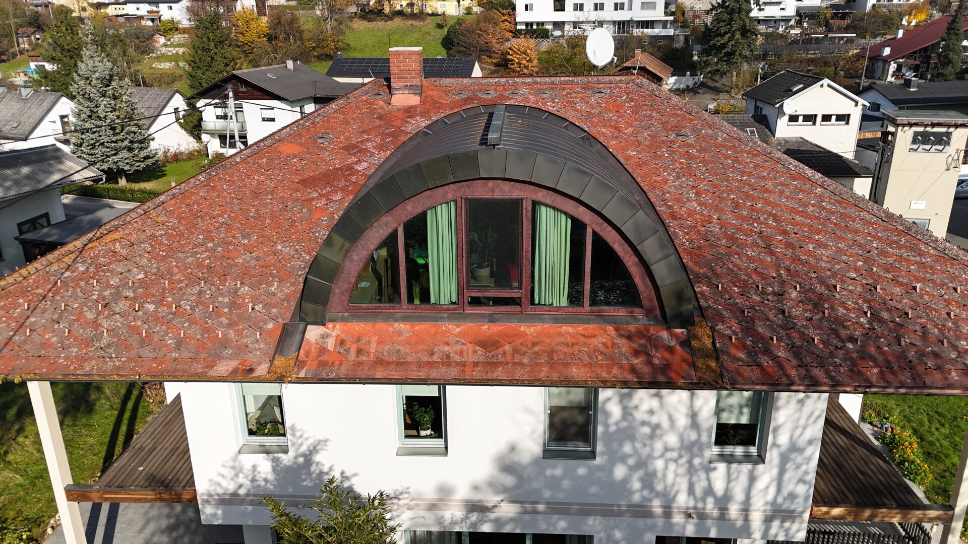 TRAUM-Garten mit Schwimmteich - großes Haus mit 3 Etagen (KG/EG/OG)
