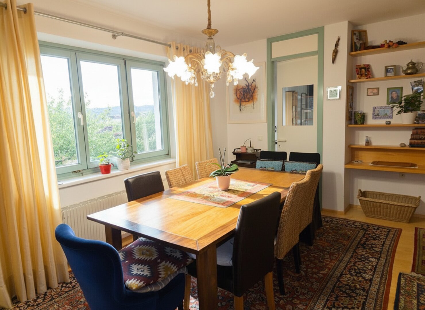 TRAUM-Garten mit Schwimmteich - großes Haus mit 3 Etagen (KG/EG/OG)