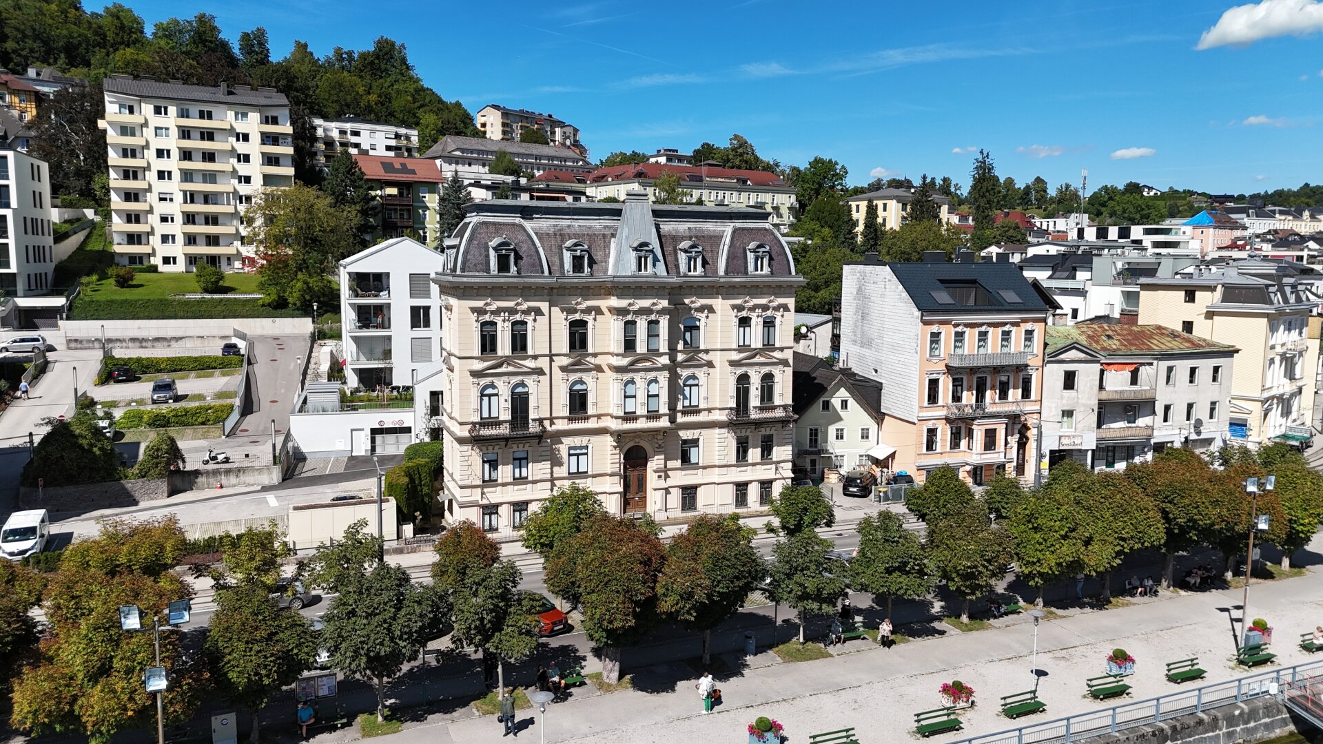 Premium-Penthouse in Gmunden mit moderner Architektur & großzügigem Balkon