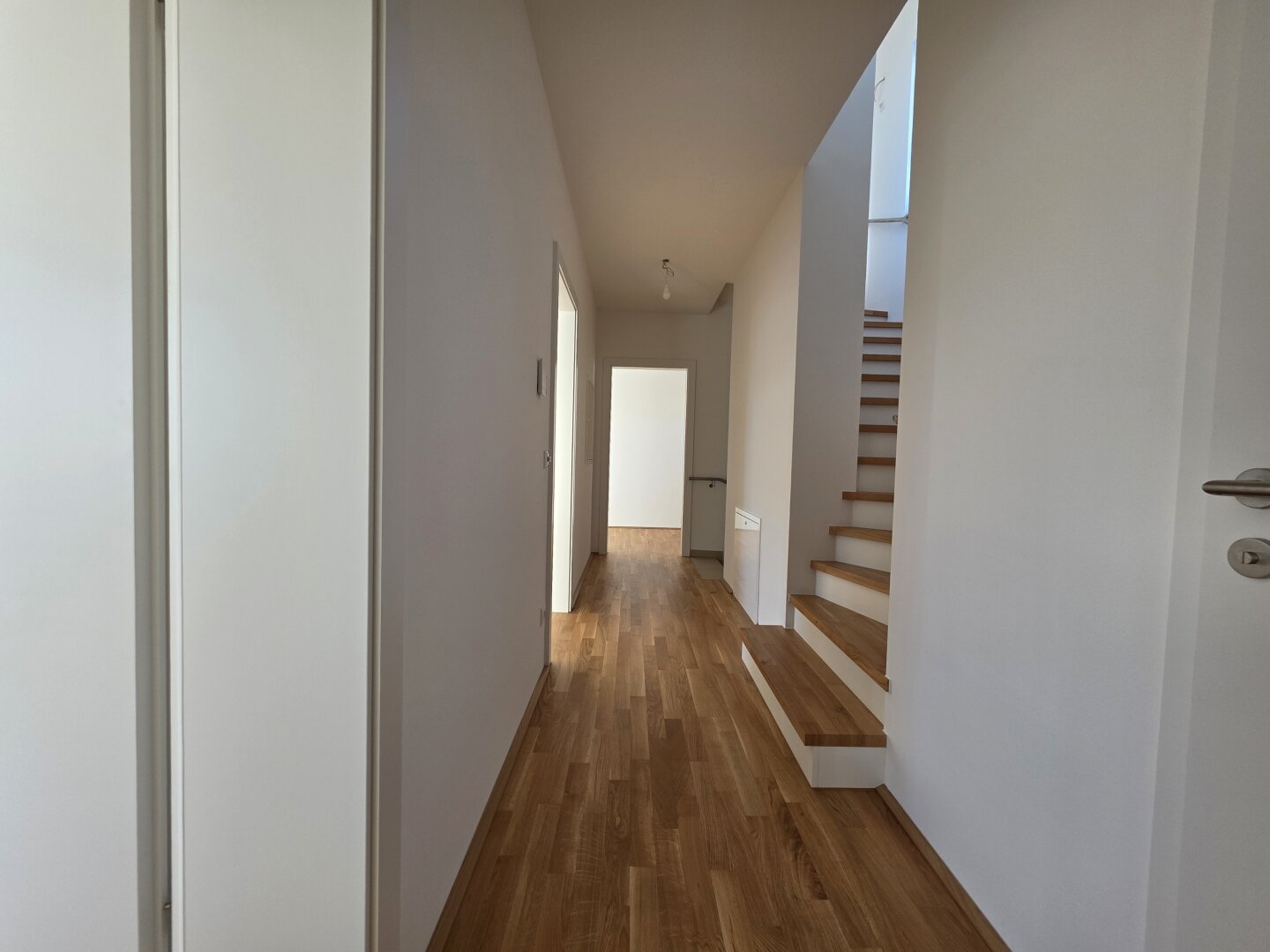 NEUE Doppelhaushälfte 3 Etagen mit PENTHOUSE-Terrasse in ruhiger Siedlungslage mit top Ausblick