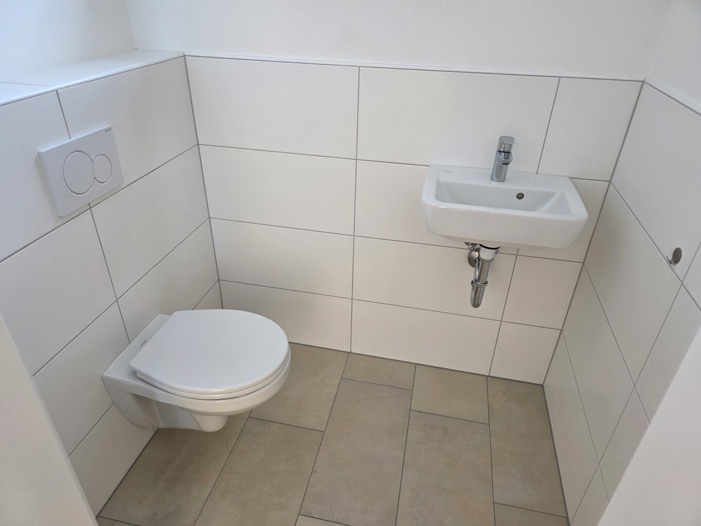 NEUE Doppelhaushälfte 3 Etagen mit PENTHOUSE-Terrasse in ruhiger Siedlungslage mit top Ausblick