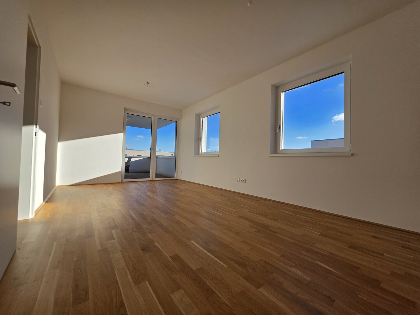 NEUE Doppelhaushälfte 3 Etagen mit PENTHOUSE-Terrasse in ruhiger Siedlungslage mit top Ausblick