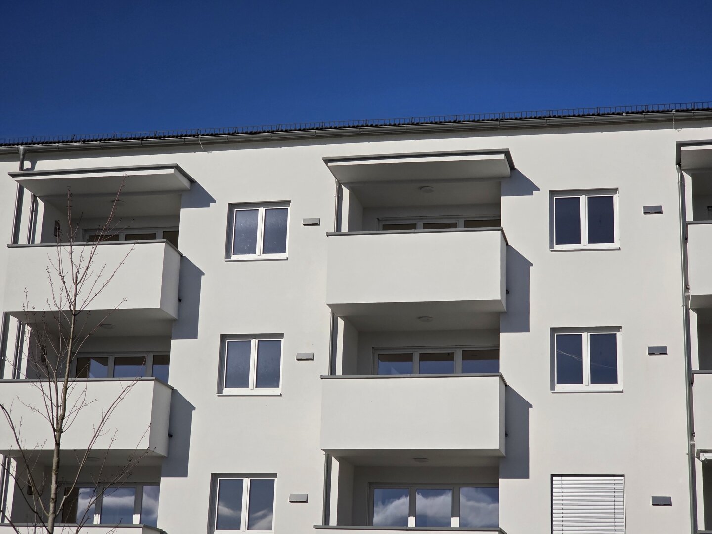 NEUE 3-Zi-Wohnung, Eferding-Zentrum, Balkon, Tiefgarage PROV.FREI