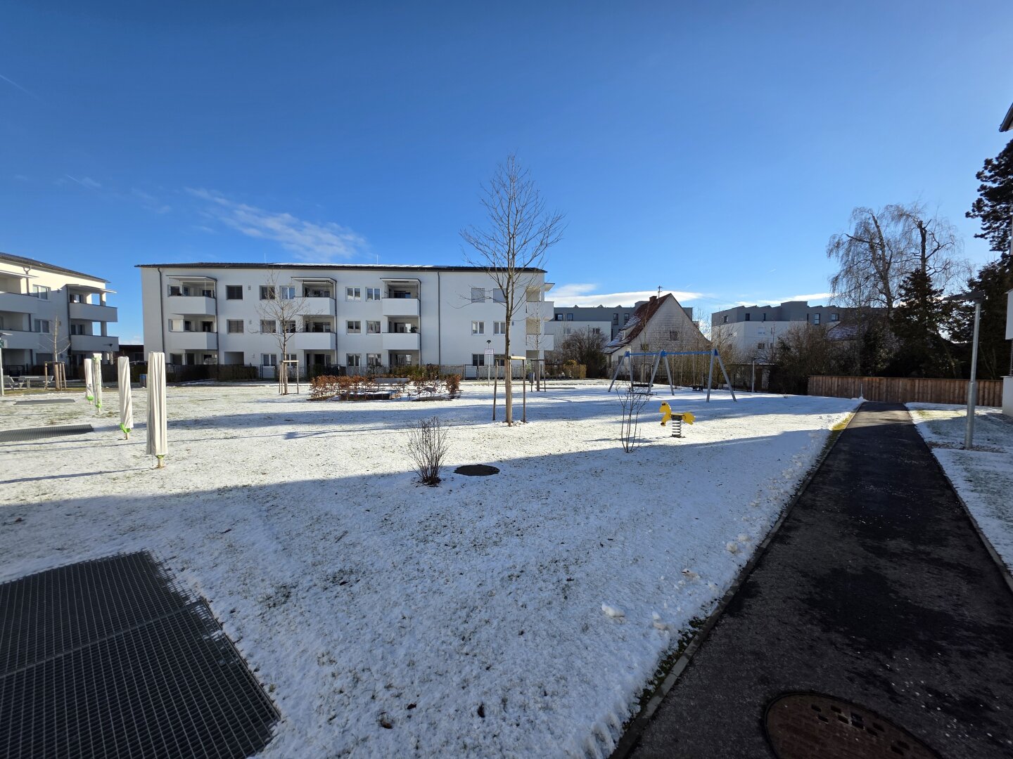 NEUE 3-Zi-Wohnung, Eferding-Zentrum, Balkon, Tiefgarage PROV.FREI