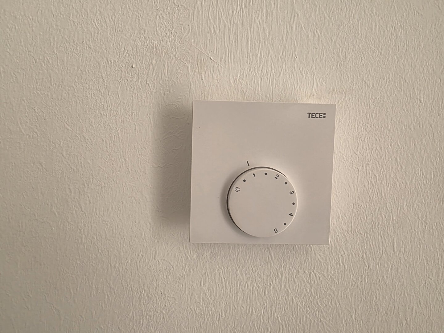 NEUE 3-Zi-Wohnung, Eferding-Zentrum, Balkon, Tiefgarage PROV.FREI