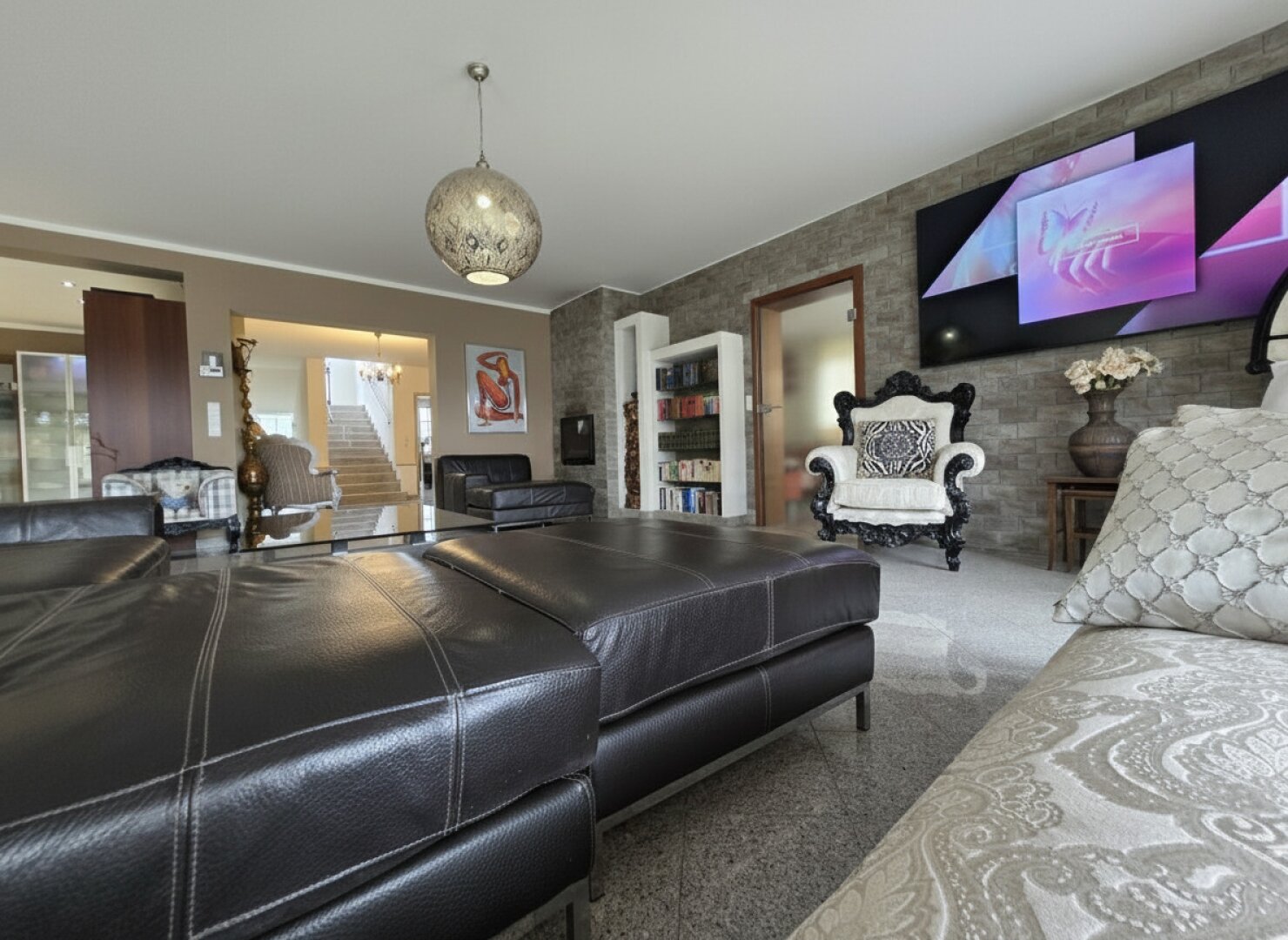 PREMIUM-Wohnhaus in Marchtrenk mit Doppelgarage, Balkon(e), Terrasse, Grillhaus, Keller!