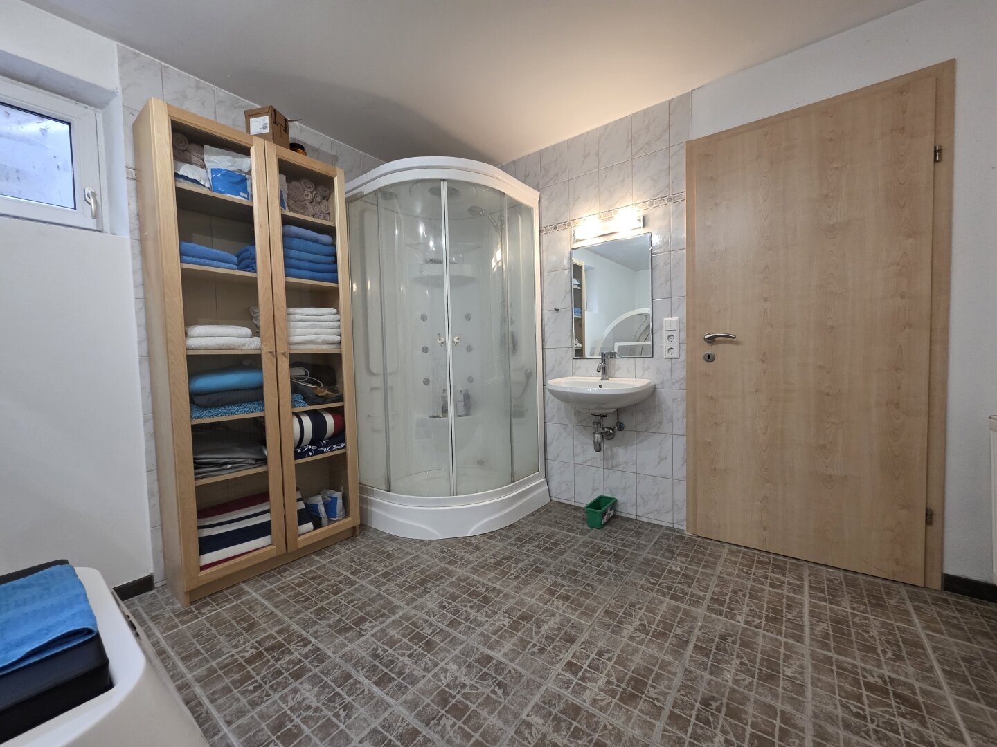 PREMIUM-Wohnhaus in Marchtrenk mit Doppelgarage, Balkon(e), Terrasse, Grillhaus, Keller!