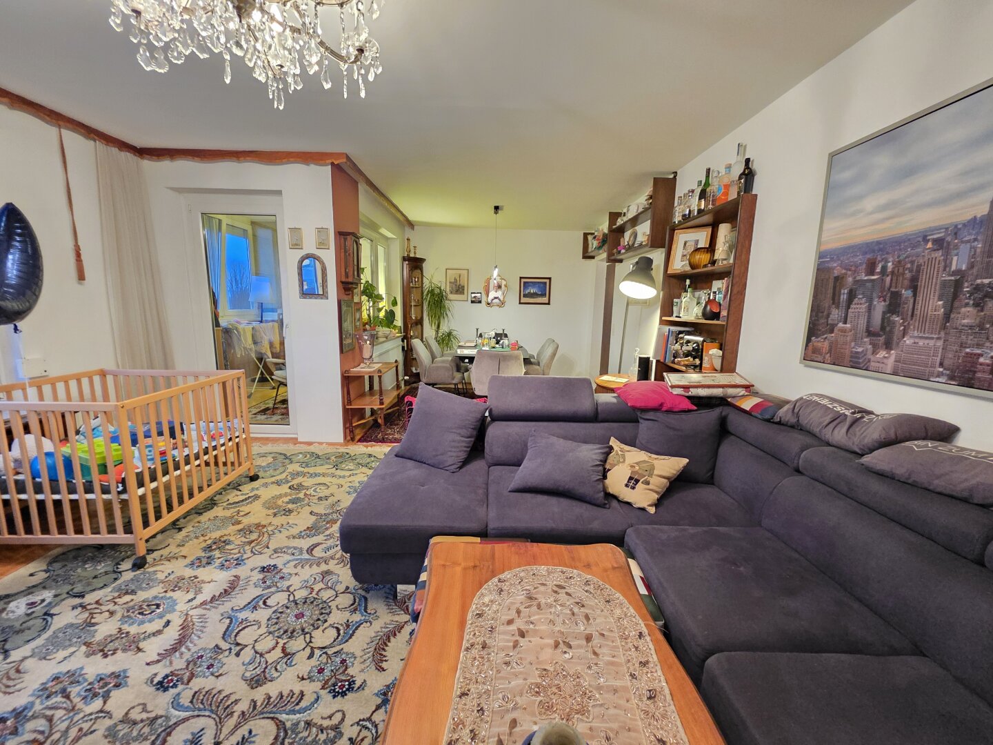 Gepflegte 4-Zimmer-Wohnung in Linz mit Loggia und Parkplatz