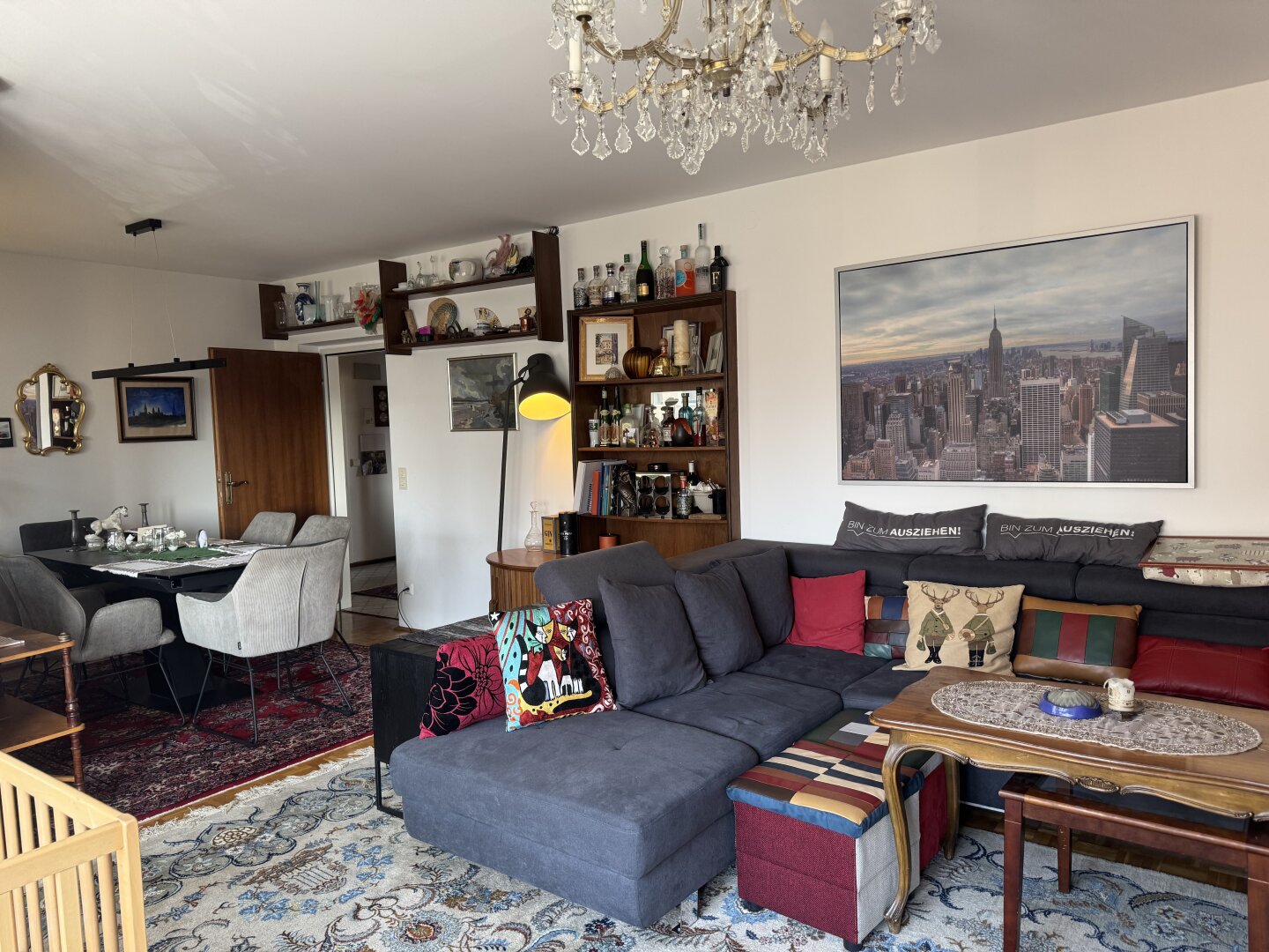 Gepflegte 4-Zimmer-Wohnung in Linz mit Loggia und Parkplatz