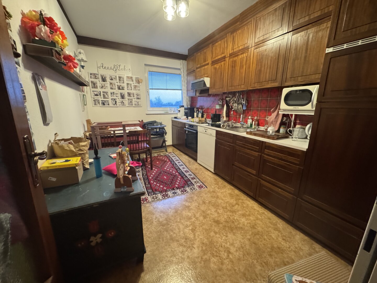 Gepflegte 4-Zimmer-Wohnung in Linz mit Loggia und Parkplatz