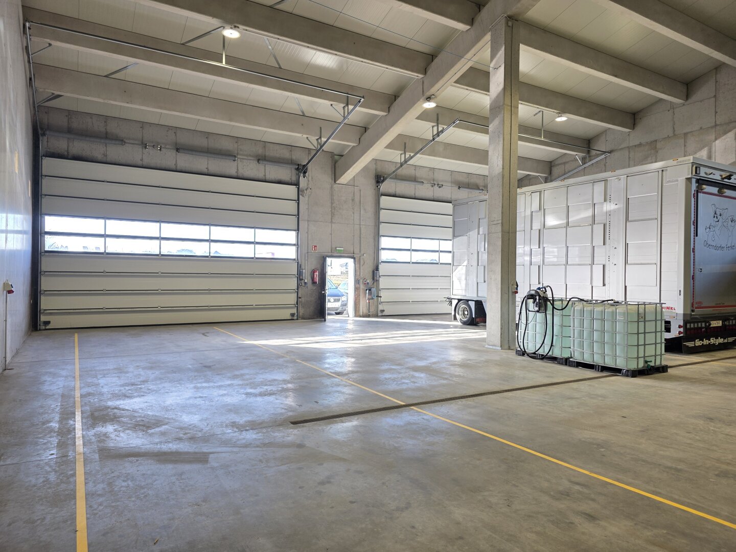 Moderne 500m² Industrie- oder Lager-Halle in 4551 Ried im Traunkreis zu vermieten