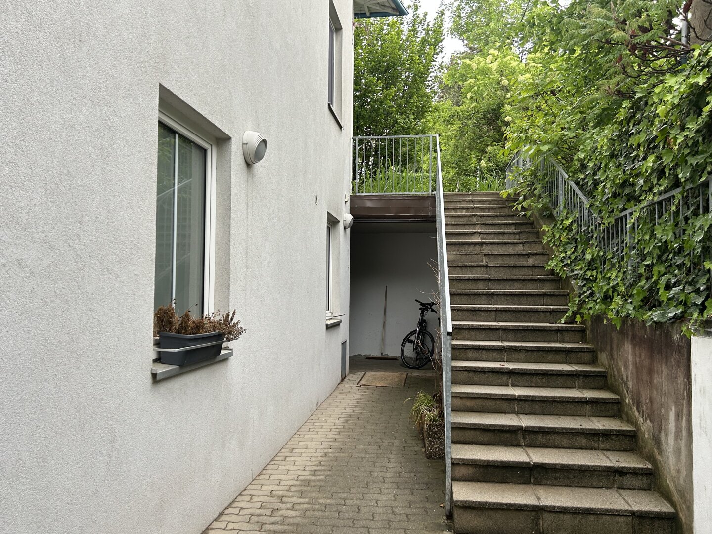 Ruhige 2-Zimmer-Gartenwohnung in grüner Lage nahe Dornbach