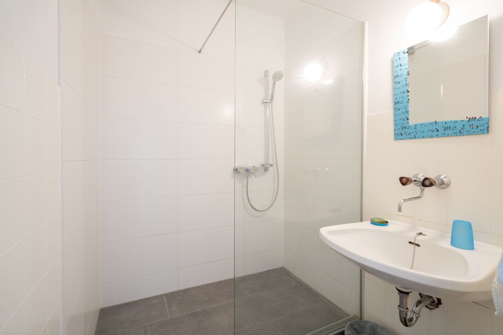 Tolle 2-Zimmer Wohnung mit schönem Ausblick  - Nähe Lenaupark