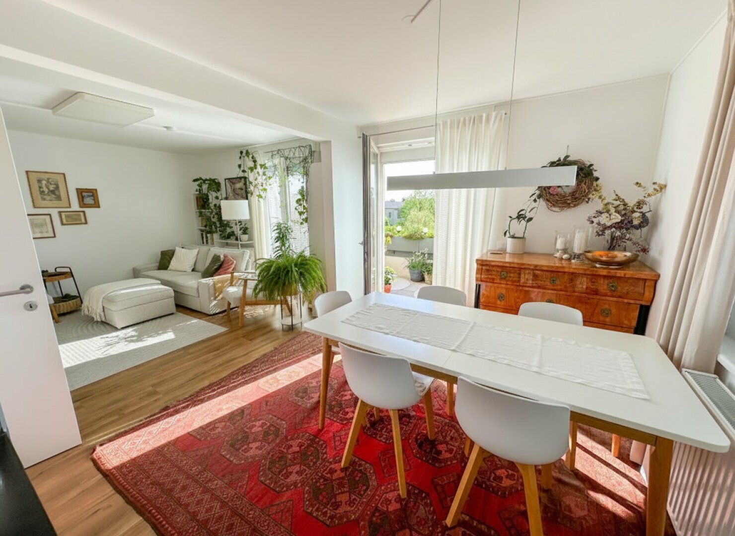 Wenn Weitblick auf Wohngefühl trifft - 3 Zimmer DG - Maisonette mit einzigartigem Balkon