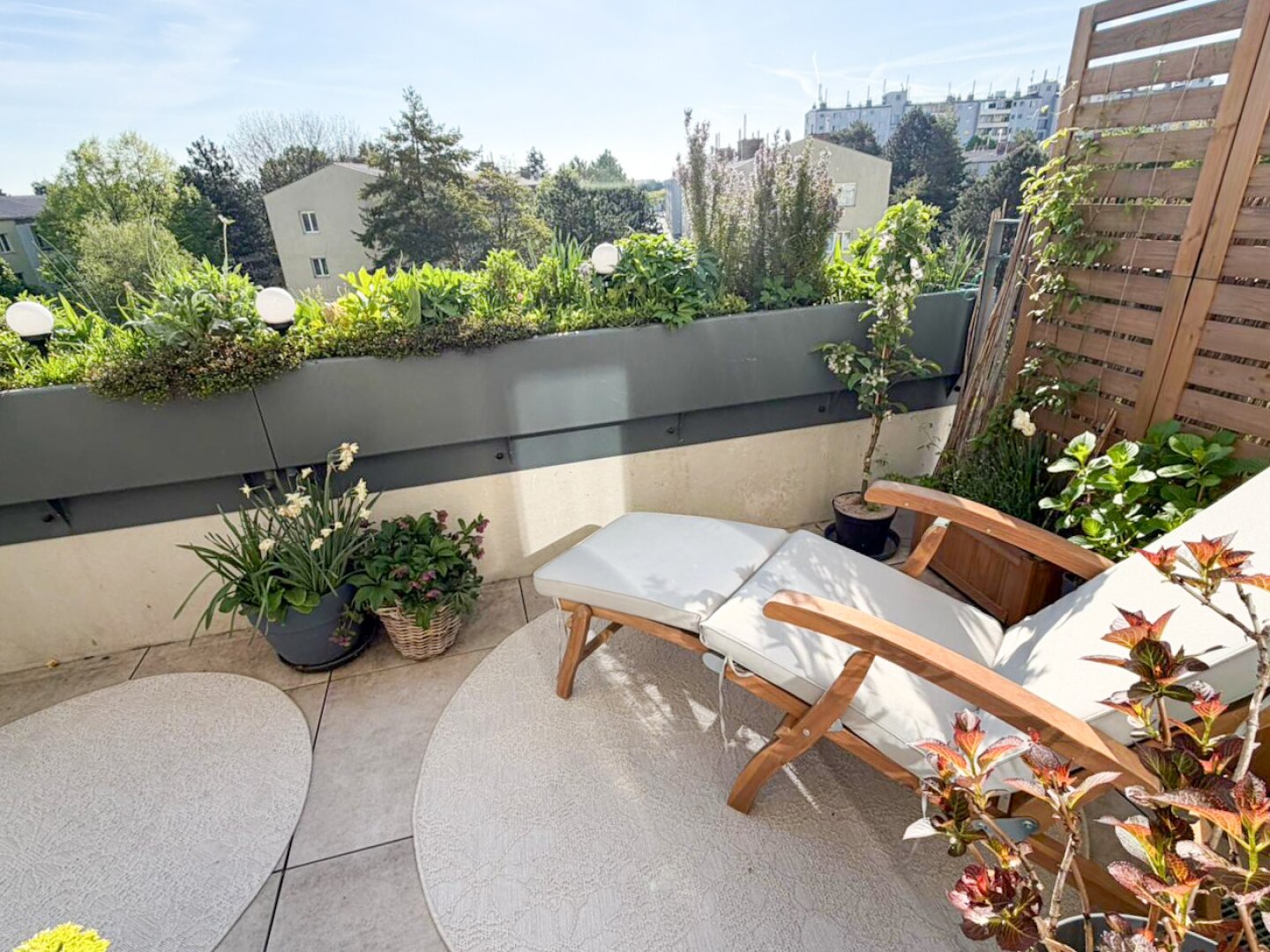 Wenn Weitblick auf Wohngefühl trifft - 3 Zimmer DG - Maisonette mit einzigartigem Balkon