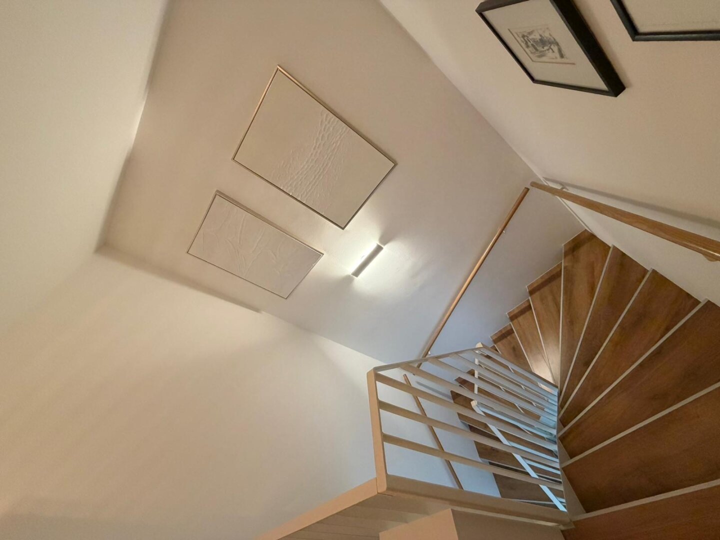 Wenn Weitblick auf Wohngefühl trifft - 3 Zimmer DG - Maisonette mit einzigartigem Balkon