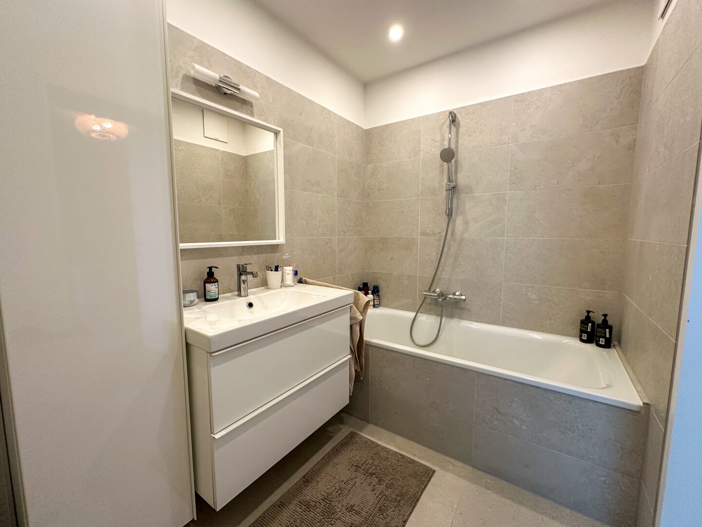 Wenn Weitblick auf Wohngefühl trifft - 3 Zimmer DG - Maisonette mit einzigartigem Balkon