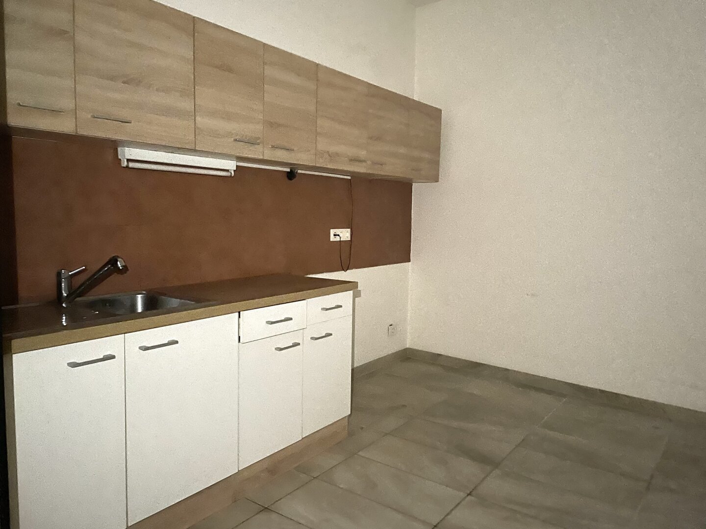 GESCHÄFTSLOKAL IN FREQUENTER LAGE - 16. Bezirk!