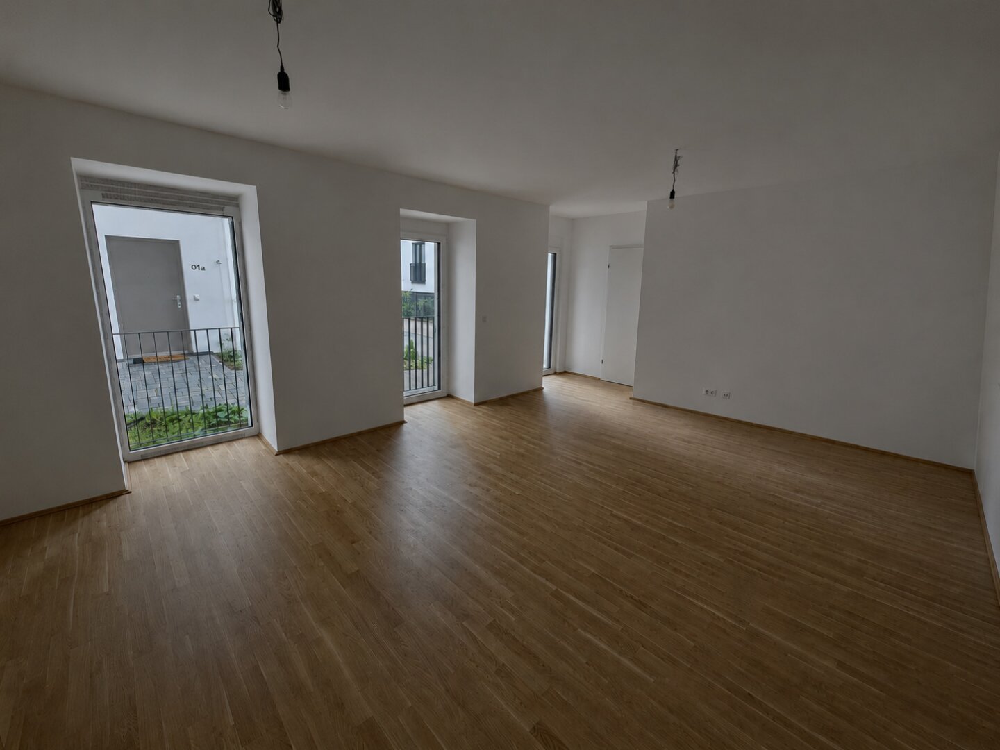 ERSTBEZUG! Schöne 2-Zimmer Wohnung,EG, 56m² mit Fußbodenheizung/-kühlung und U-Bahn Nähe in 1180 Wien!