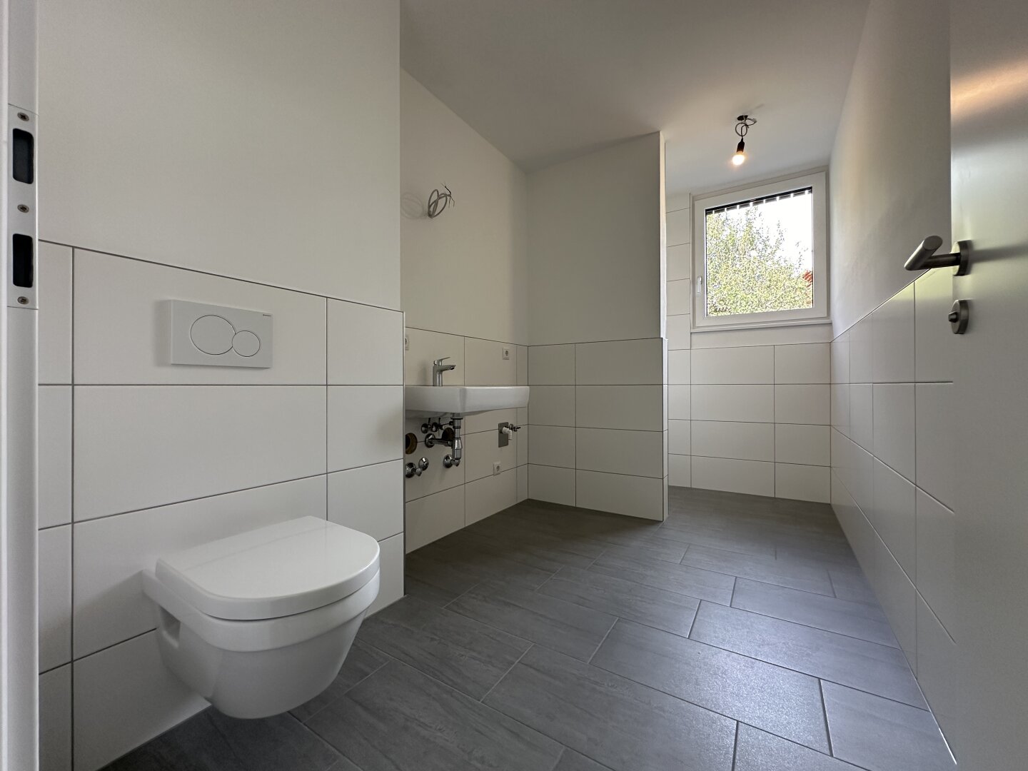 Neuwertige 2-Zimmer Wohnung mit Balkon