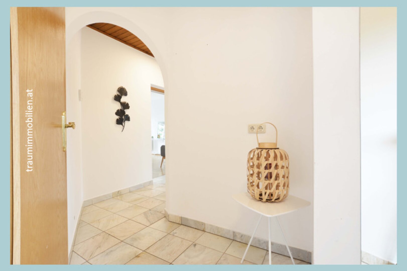 GUT AUFGETEILTE 3 ZIMMER WOHNUNG MIT BALKON