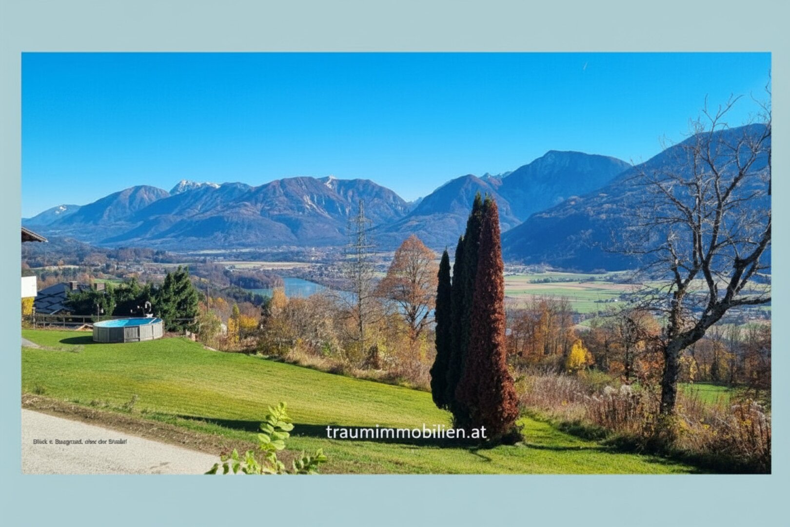BAUGRUND MIT BERGPANORAMA