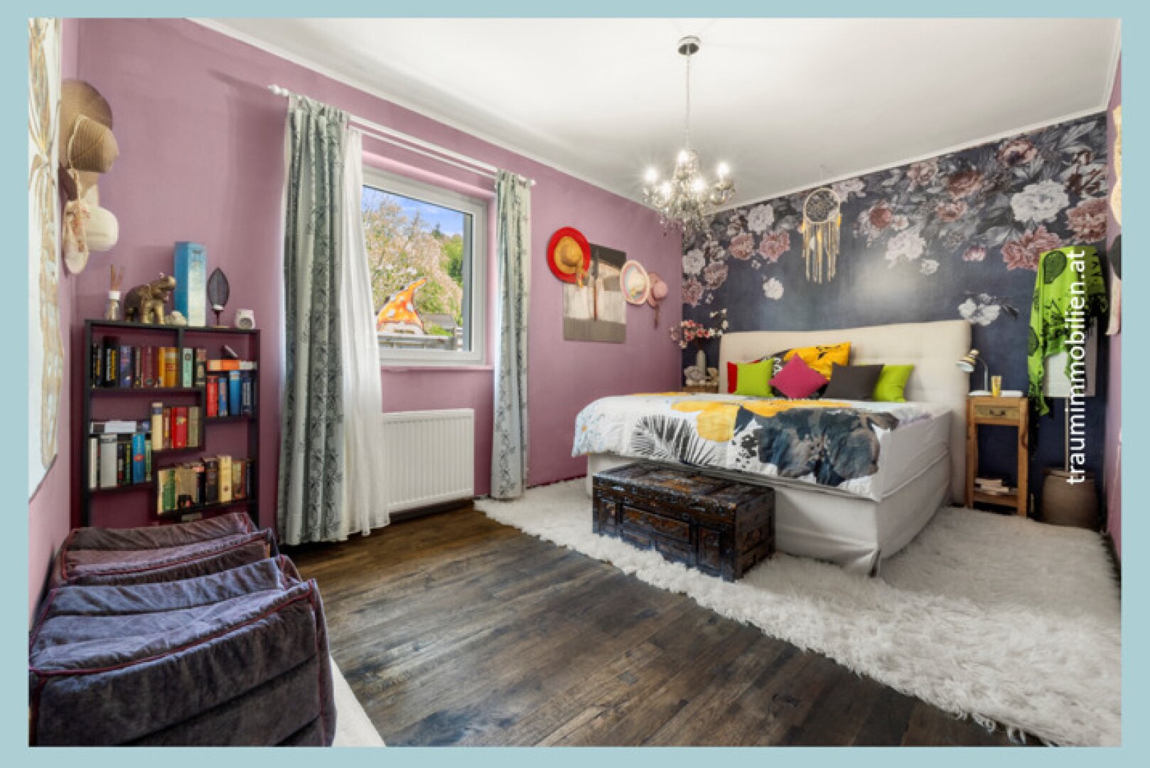 GROßZÜGIGES HAUS IN VELDEN