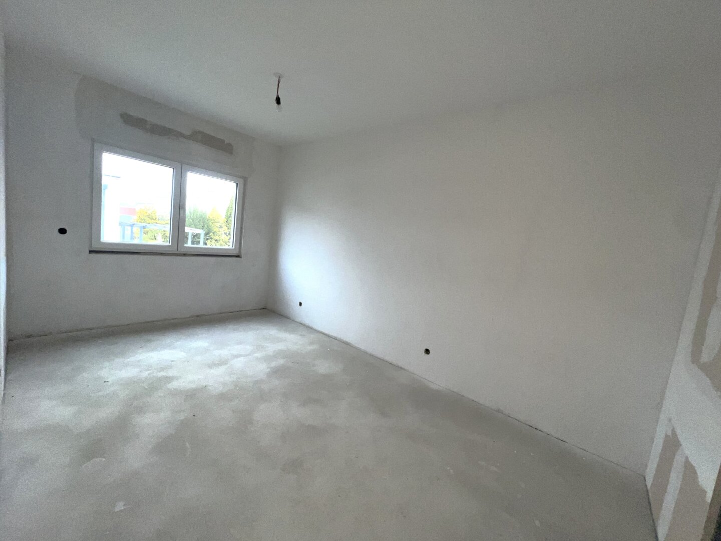 BELAGSFERTIG Moderne und großzügige Doppelhaushälfte!