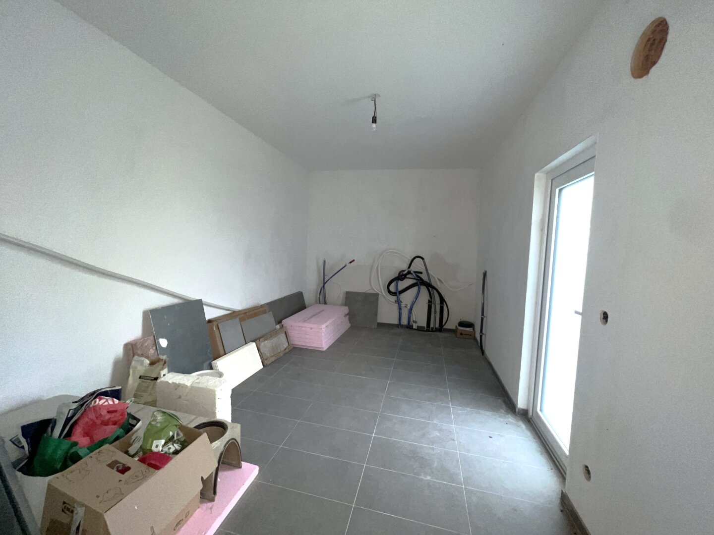 BELAGSFERTIG Moderne und großzügige Doppelhaushälfte!