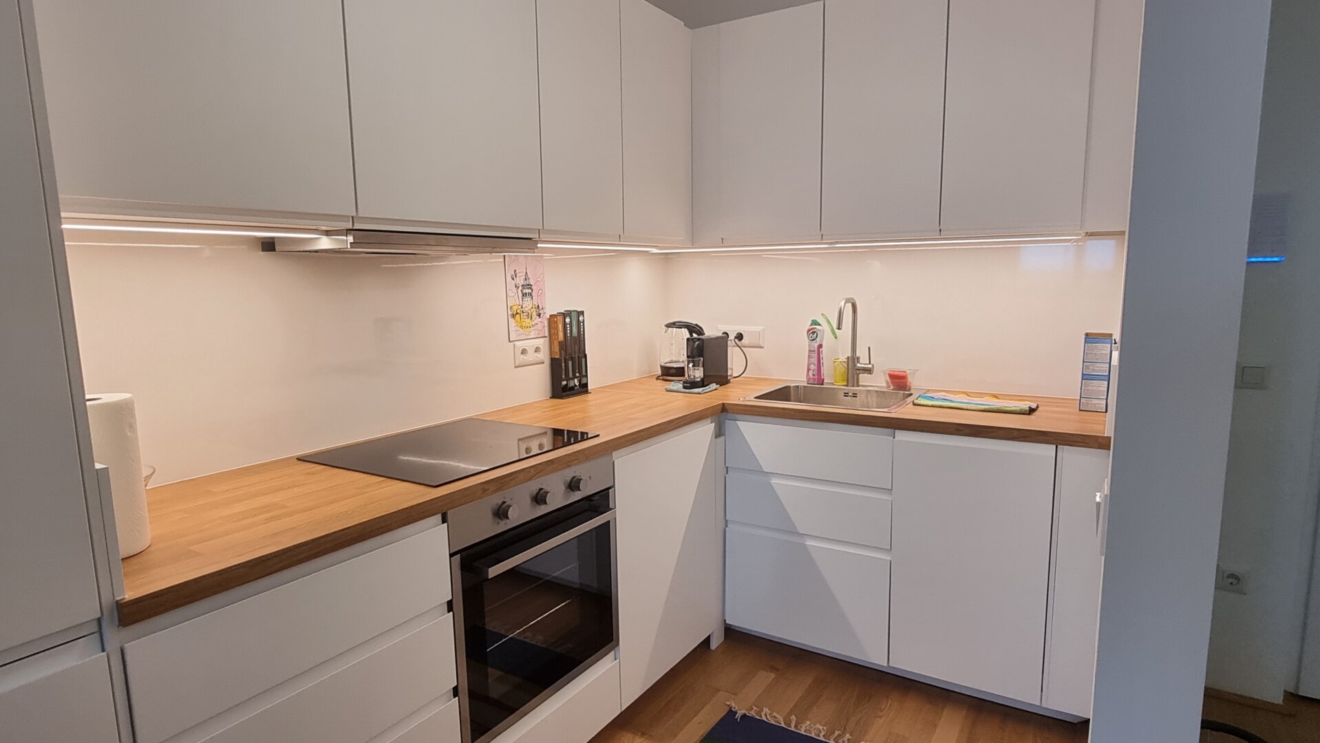 Moderne 2-Zi-Wohnung mit Südbalkon, Fußbodenheizung & Aufzug im 9. Stock, 1030 Wien!