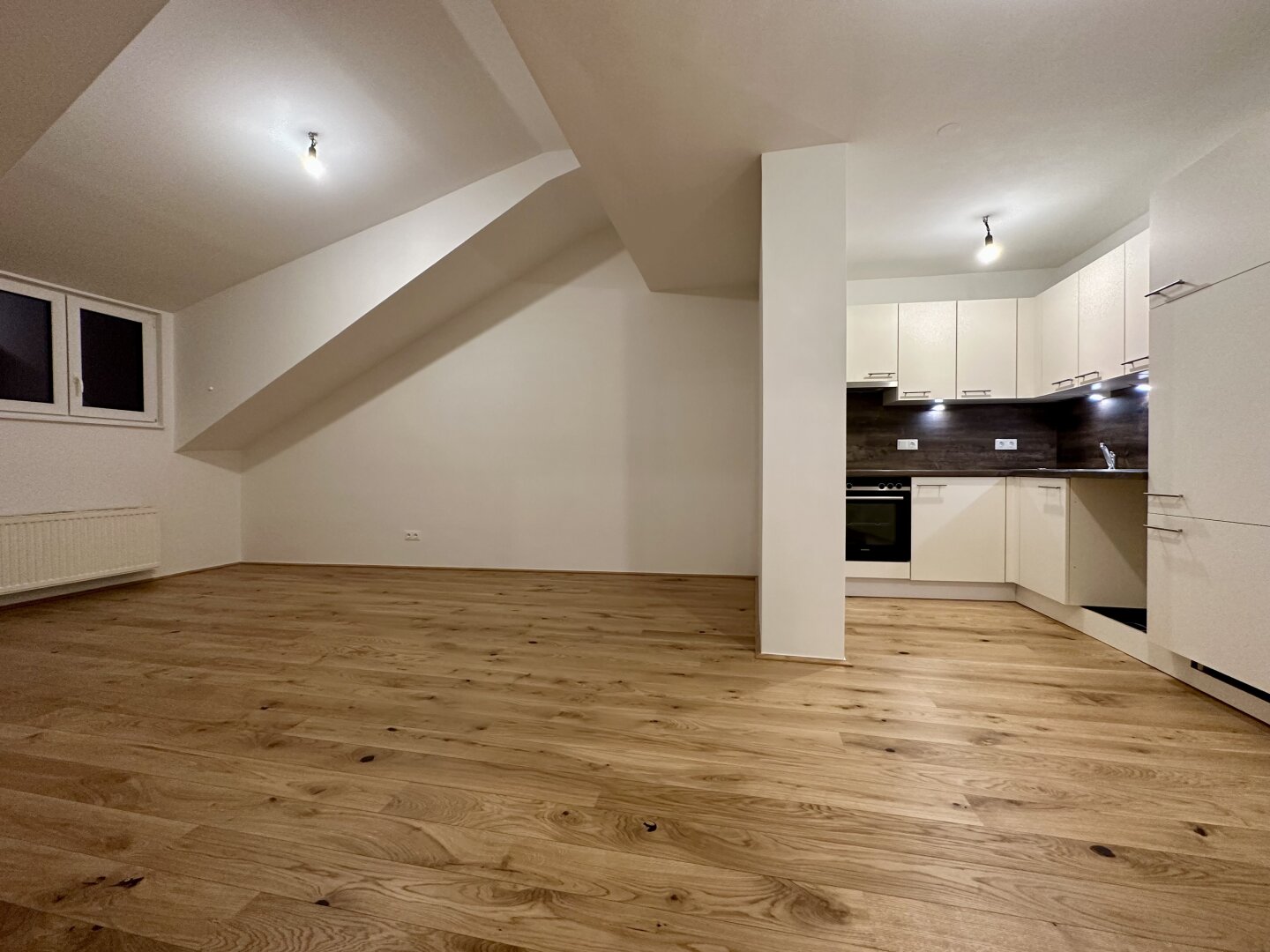 4 Zimmer Wohnung nähe Wasserschloss / TOP Verkehrsanbindung!