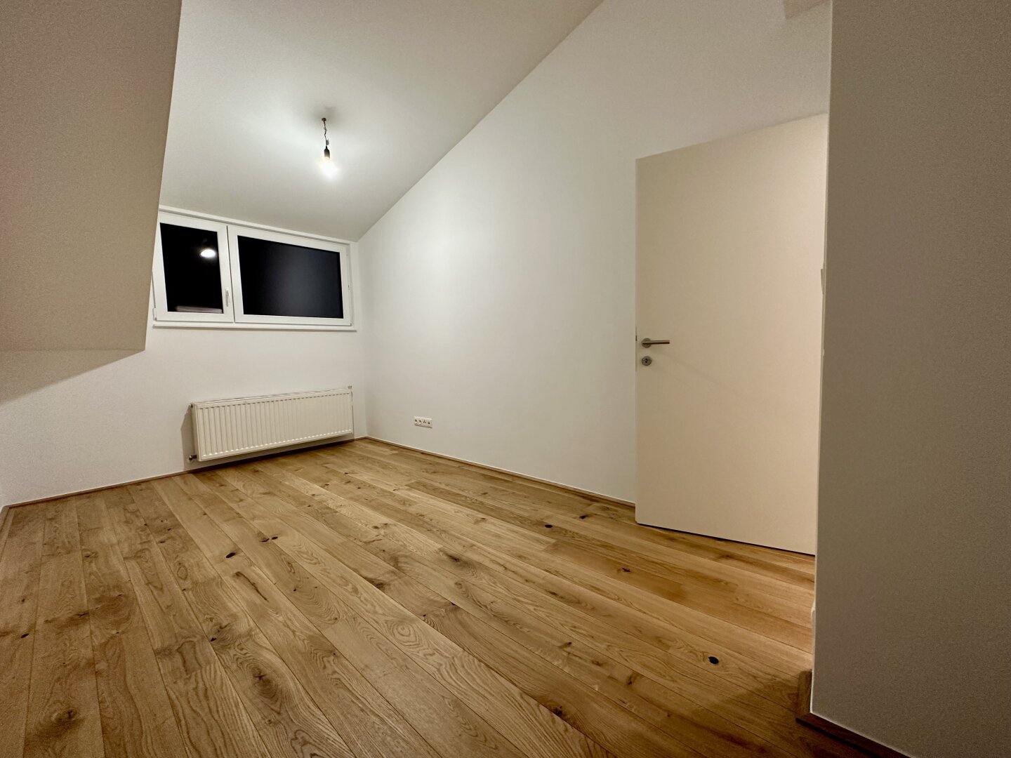 4 Zimmer Wohnung nähe Wasserschloss / TOP Verkehrsanbindung!