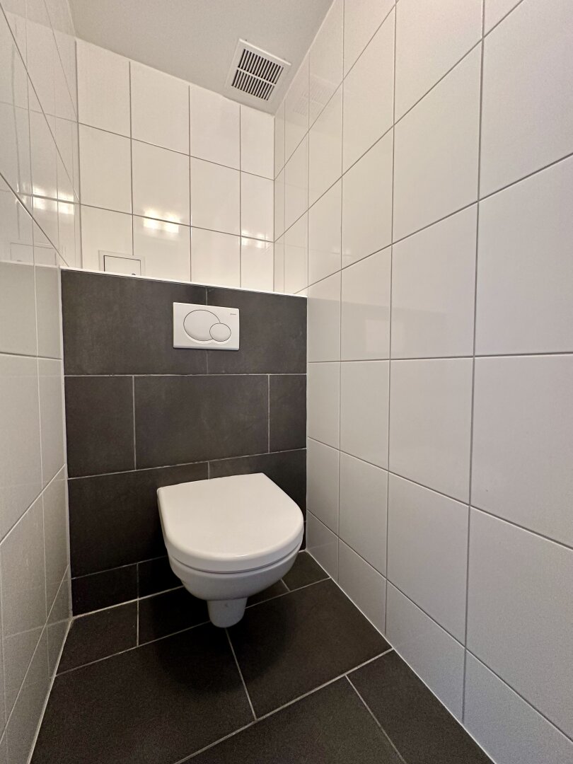 3-Zimmer Wohnung // Dachgeschoss // Mödling // 77,78m² // Loggia!