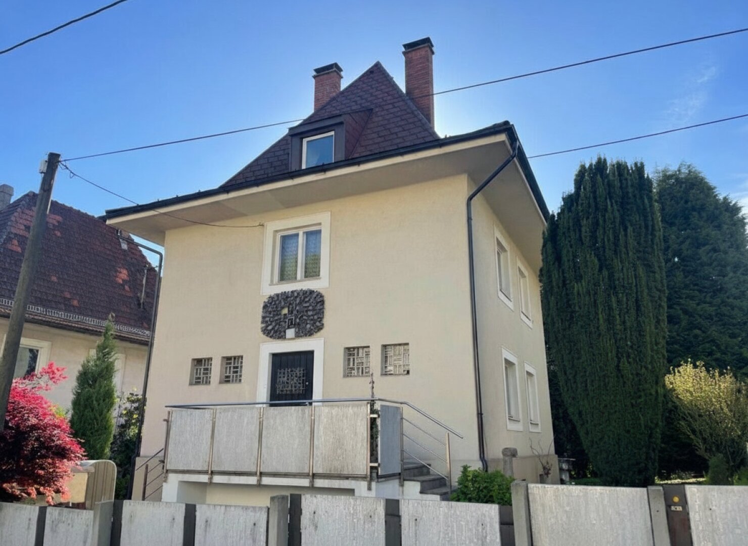Stilvolles Künstlerhaus aus den 30ern in zentraler Lage am Froschberg