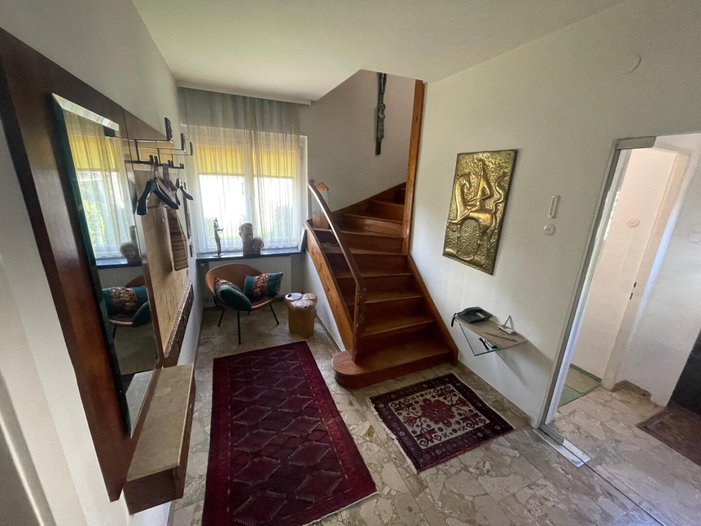 Stilvolles Künstlerhaus aus den 30ern in zentraler Lage am Froschberg