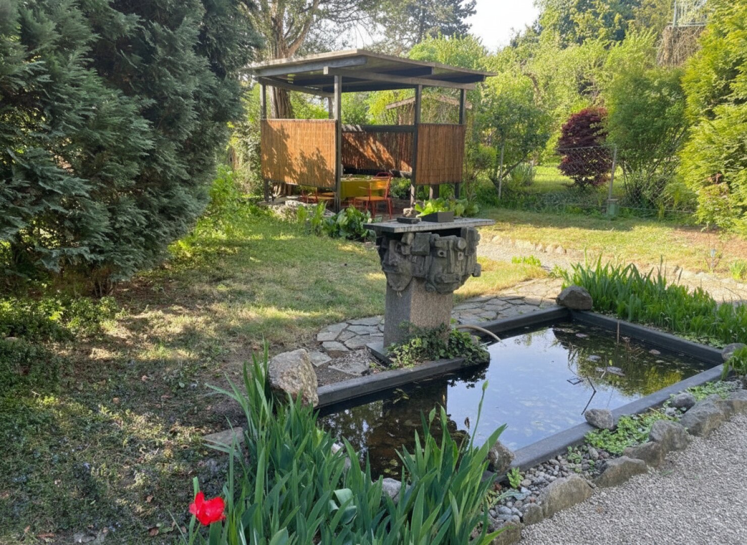 Stilvolles Künstlerhaus aus den 30ern in zentraler Lage am Froschberg