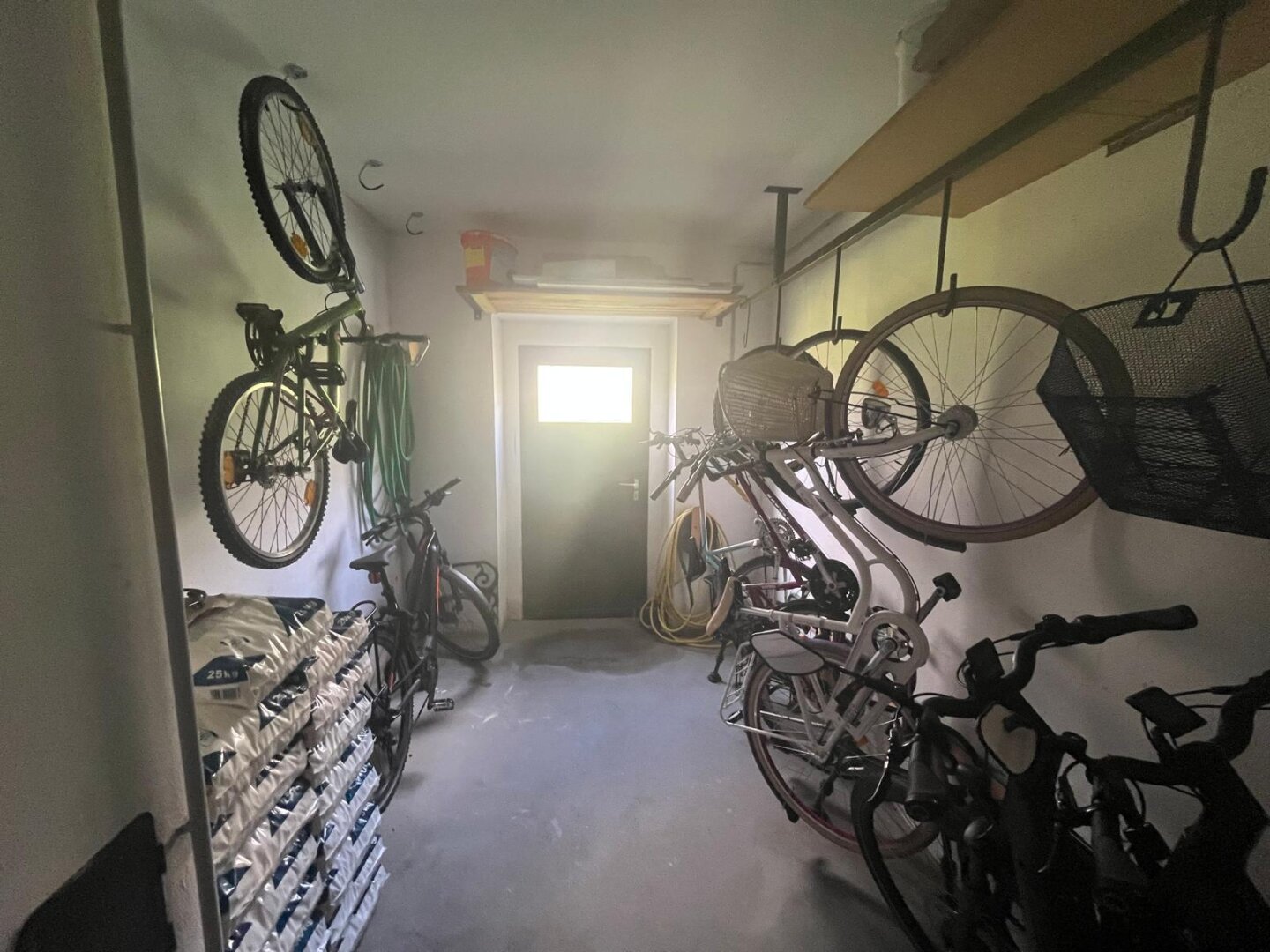 Anlage oder Eigenheim – attraktive Dachgeschosswohnung mit bester Wohnqualität in Mauthausen!
