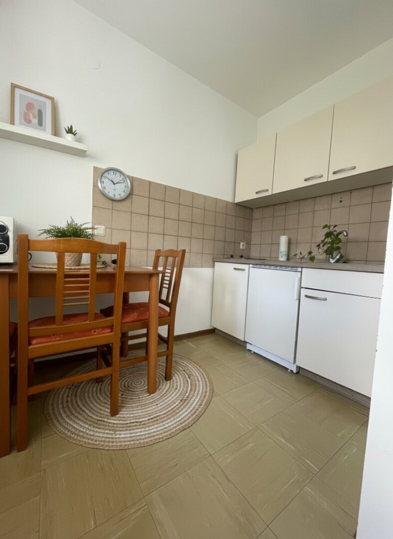 Pensionisten aufgepasst! Perfektes, altersgerechtes Wohnen im Grünen! Barrierefreie Dusche! Entspannen auf der Terrasse, Ruhe genießen und alle Annehmlichkeiten einer hervorragenden Infrastruktur nutzen können!