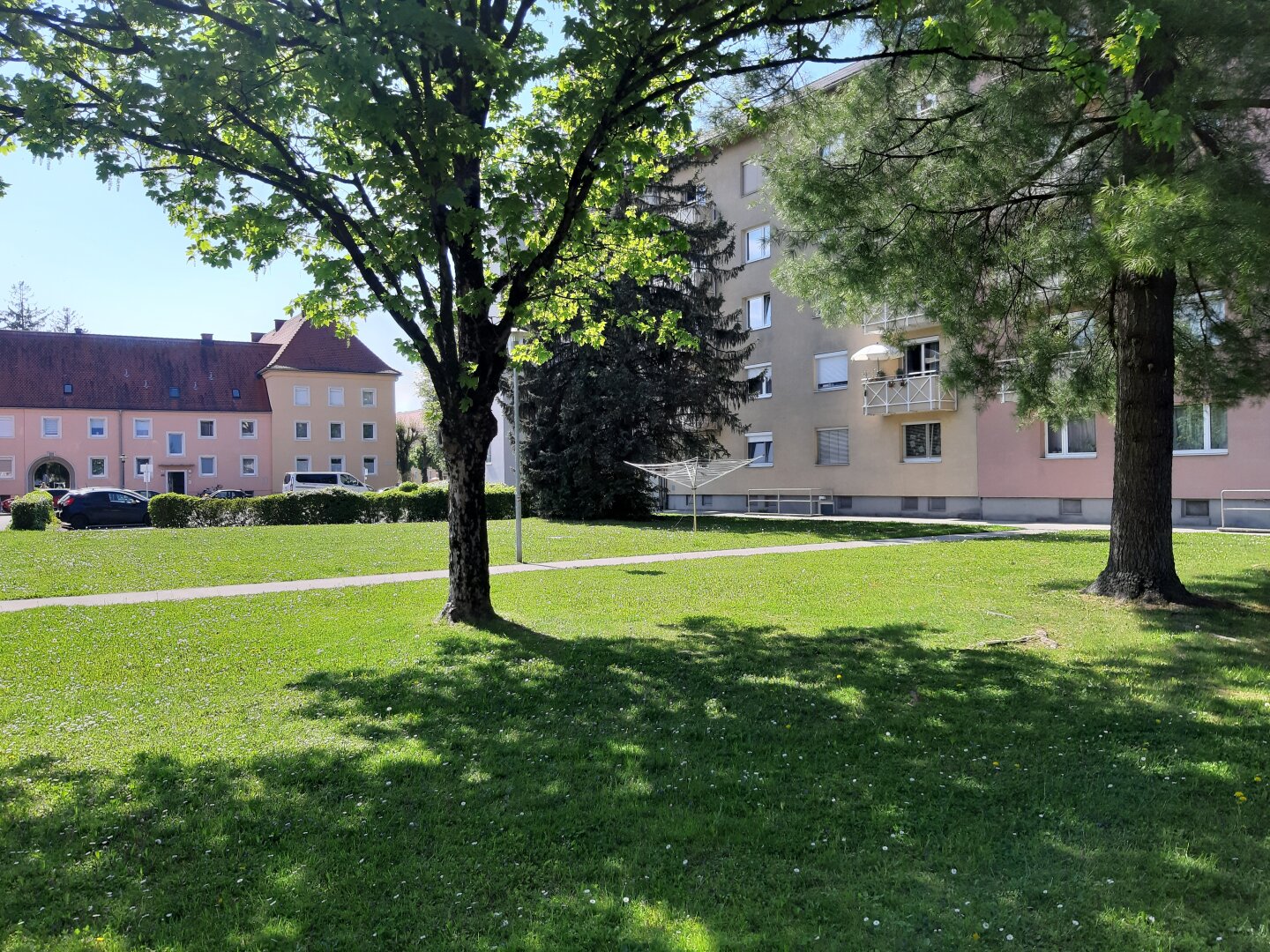 grüner Innenhof