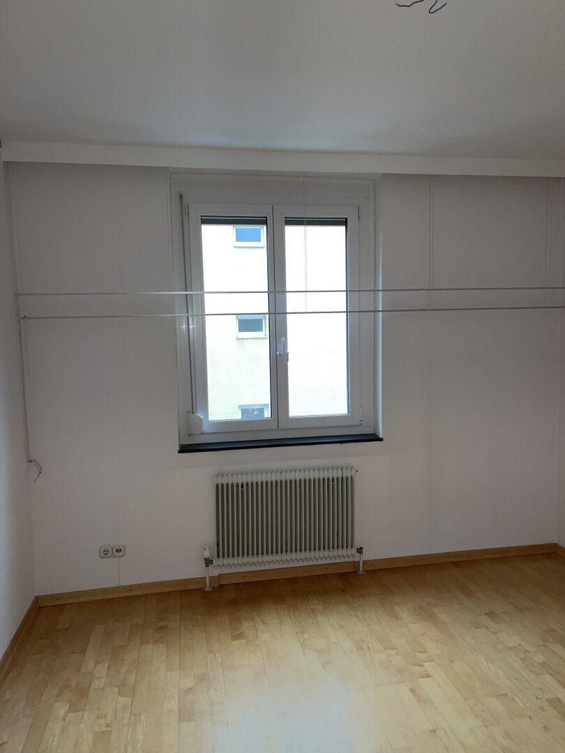 2103 Langenzersdorf- 3 Zimmerwohnung mit Loggia und Parkplatzmöglichkeit!