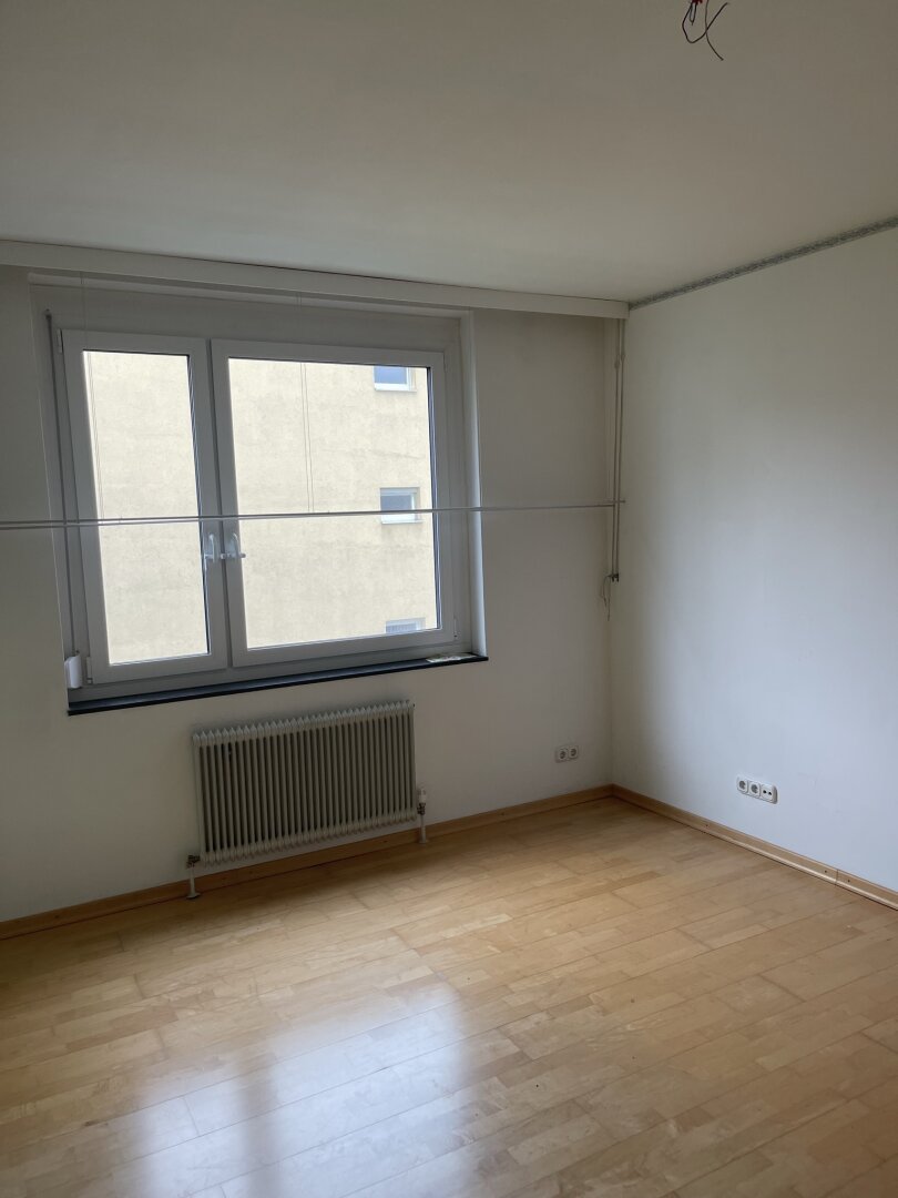 2103 Langenzersdorf- 3 Zimmerwohnung mit Loggia und Parkplatzmöglichkeit!