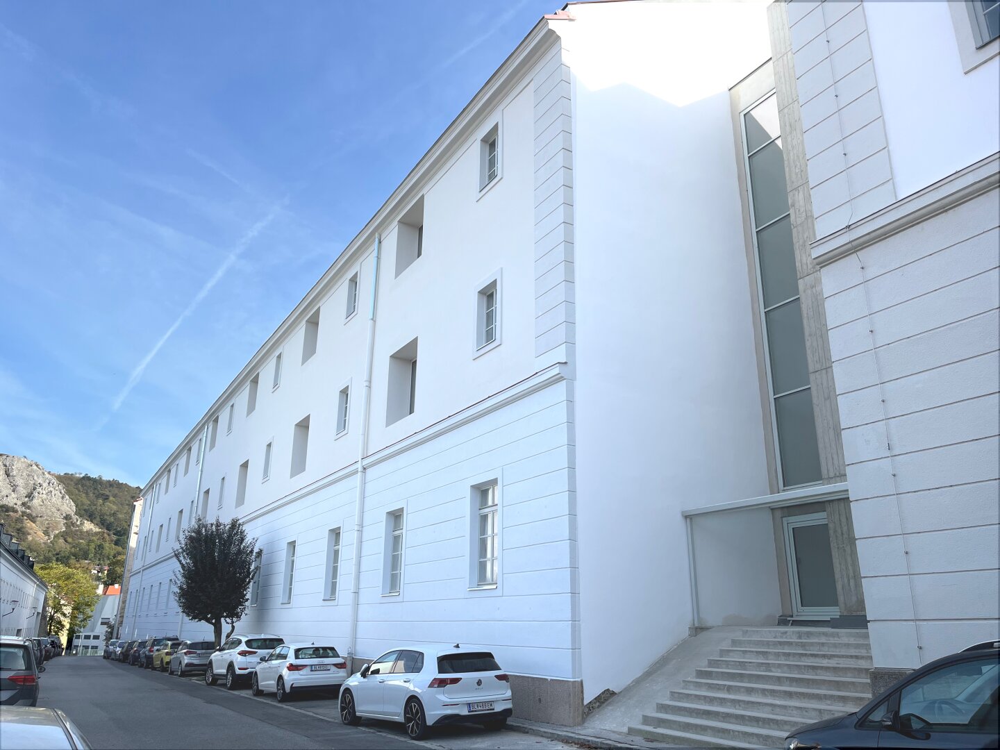 Historisches Kloster wird zu modernem Wohntraum: Exklusive Wohnungen in Hainburg